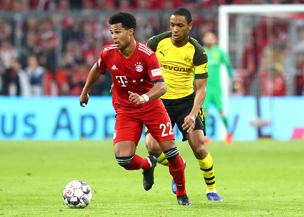 配合荣膺冠 配合荣膺冠