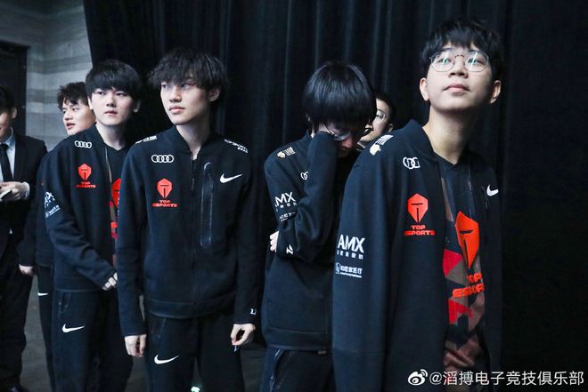 经历帮助他 经历帮助他