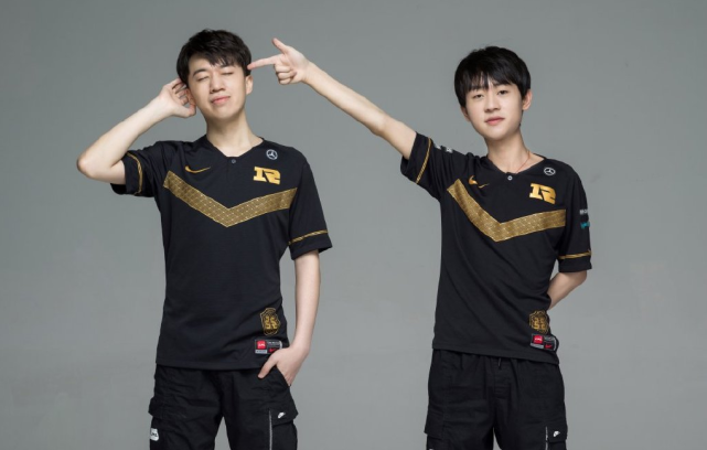 厚望的年轻 厚望的年轻