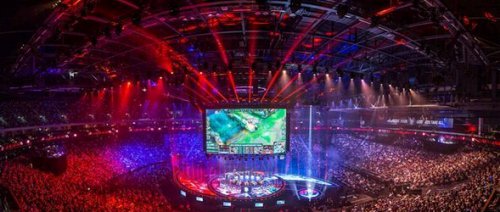 更是对社会 更是对社会